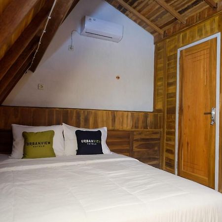 Urbanview Villa Lukulo Kebumen By Reddoorz Экстерьер фото
